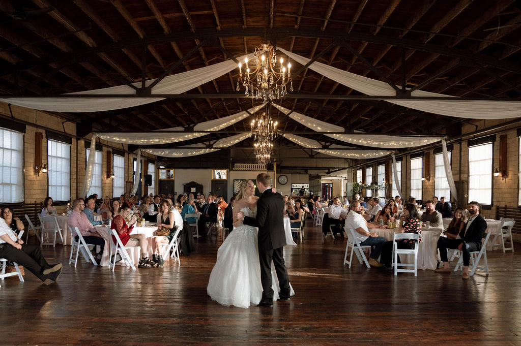 First dance by Illinois wedding photographer