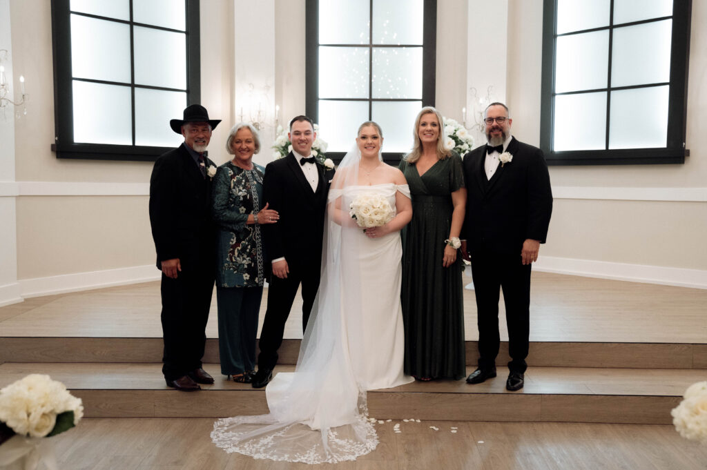 family photo taken by Dallas Wedding Photographer Nicole Endress Photography