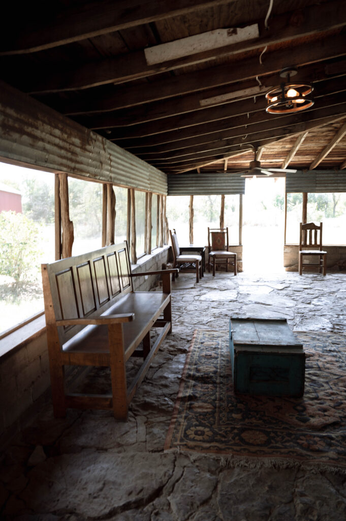 Groom's suite at Stillwater Meadow