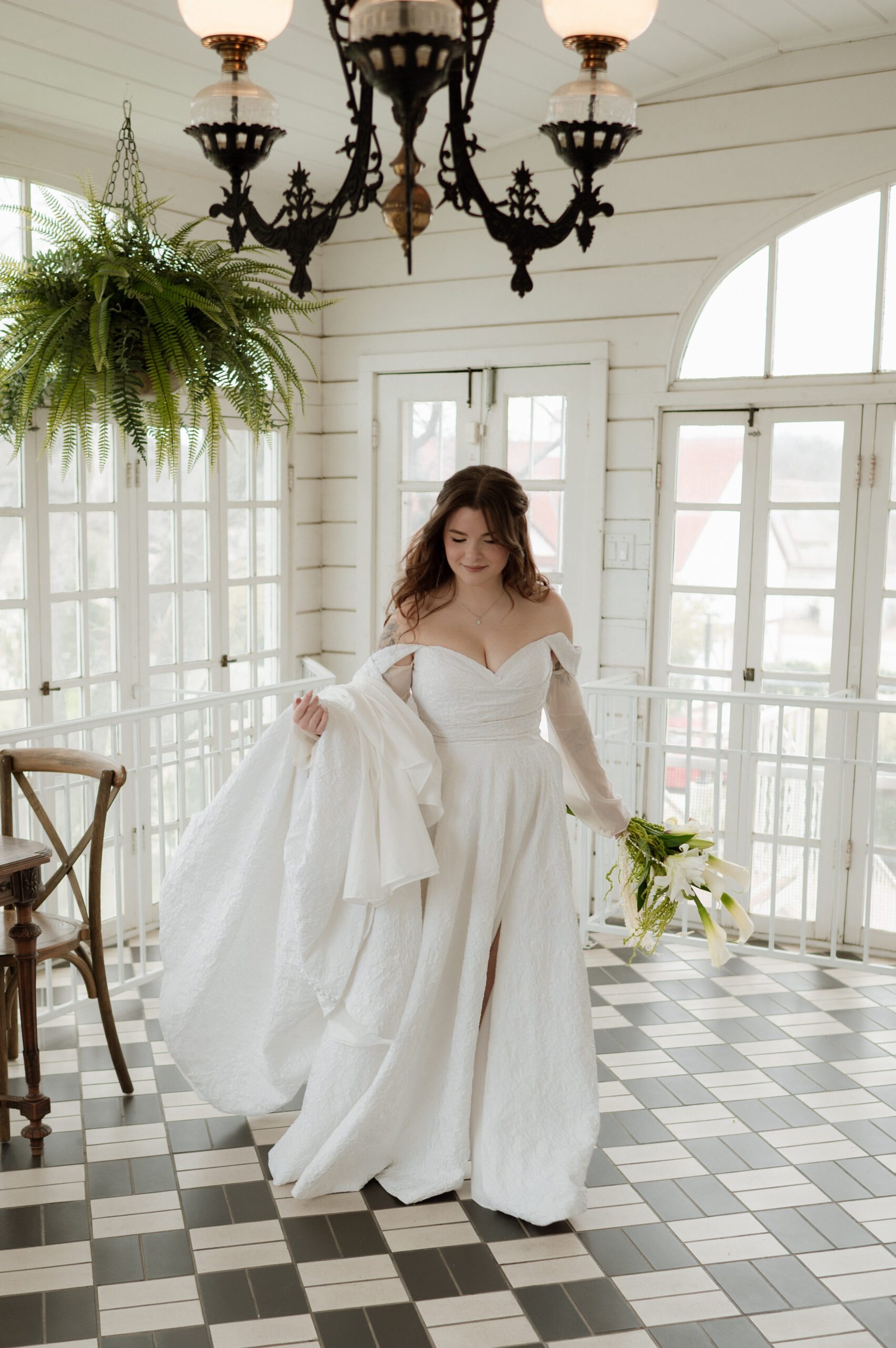 Bridal portraits inside Woodbine Mansion taken by Austin Wedding Photographer