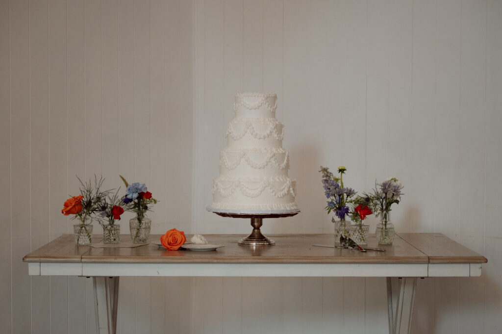 Vintage Style Wedding Cake