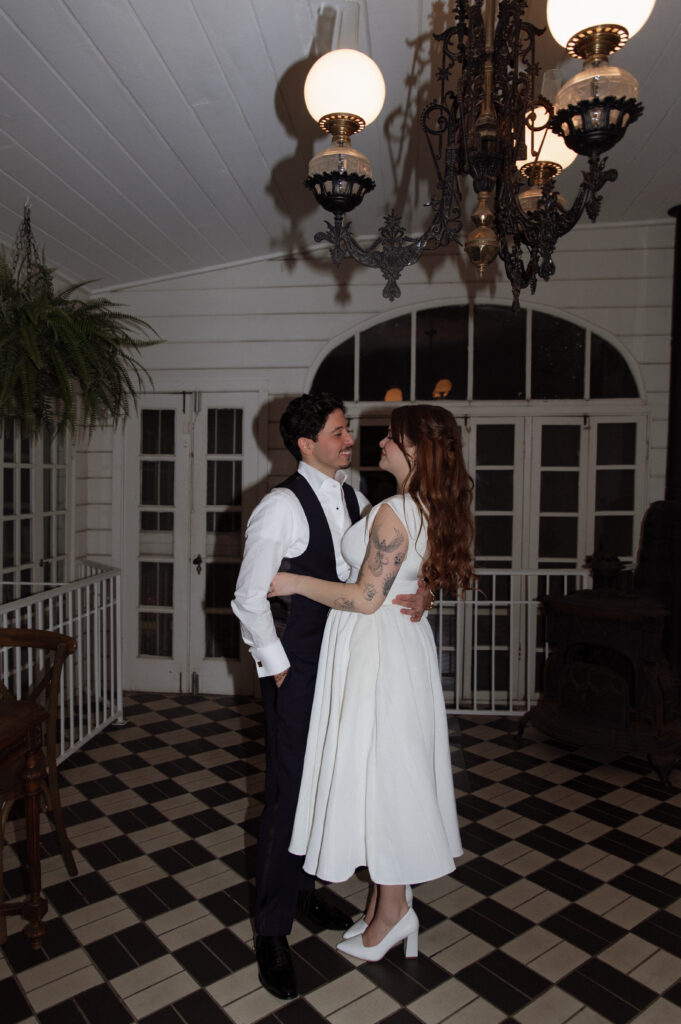 flash photos inside Woodbine Mansion