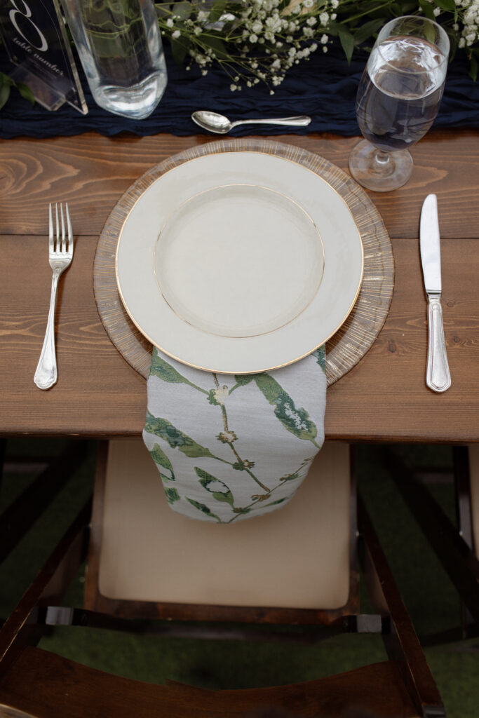 Table setting at woodbine mansion