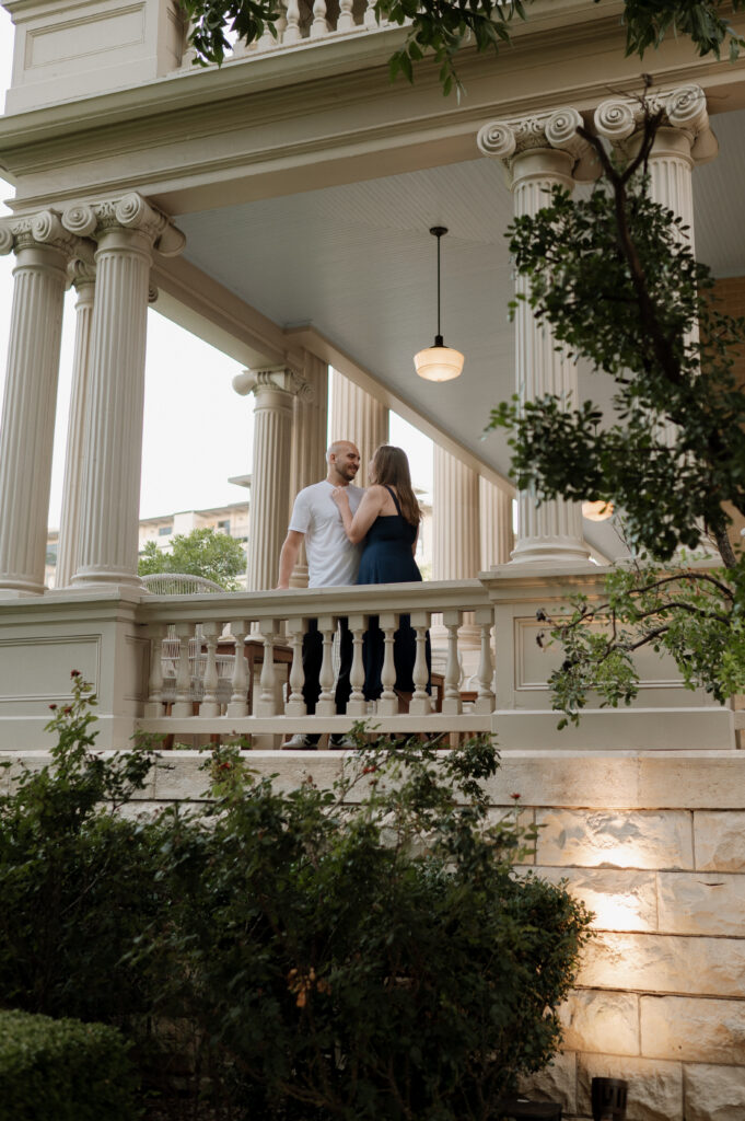 timeless engagement photos in Austin, TX