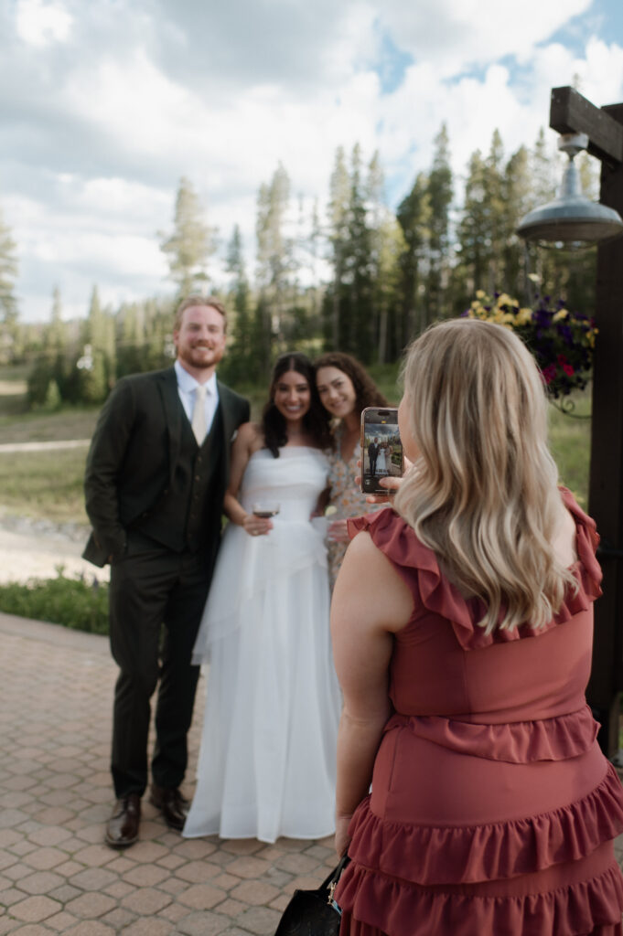 documentary wedding photography by Nicole Endress Photography