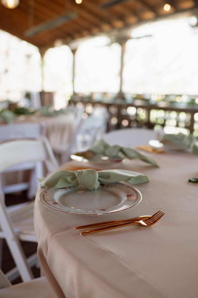 Rustic elegant wedding venue in Dallas, TX