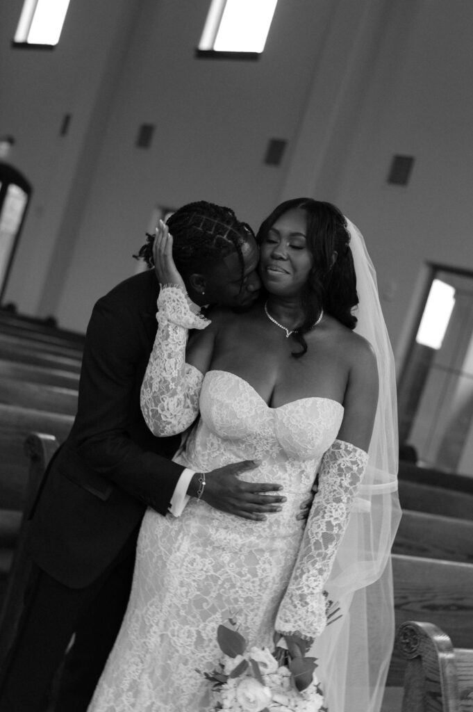 romantic wedding photos taken by Nicole Endress Photography