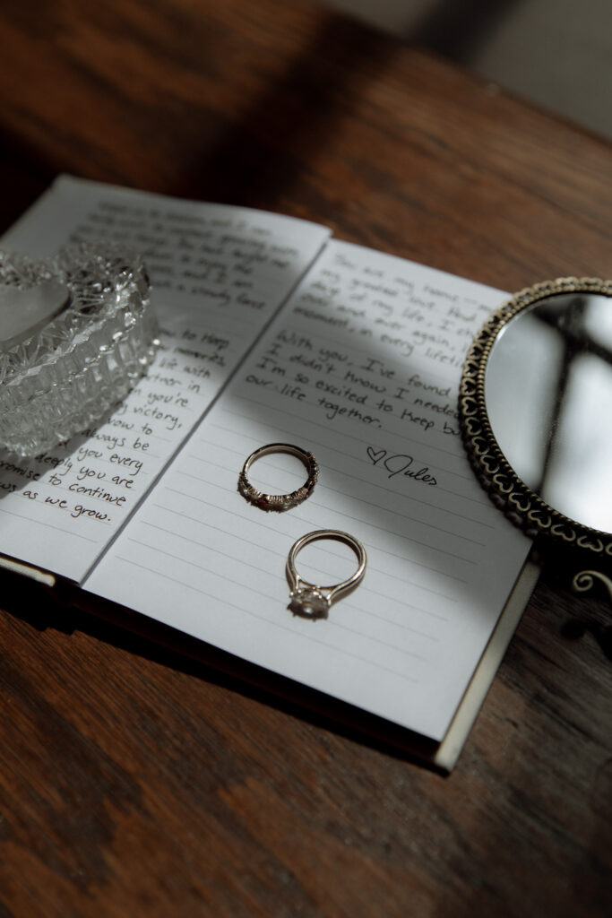 vintage style wedding details