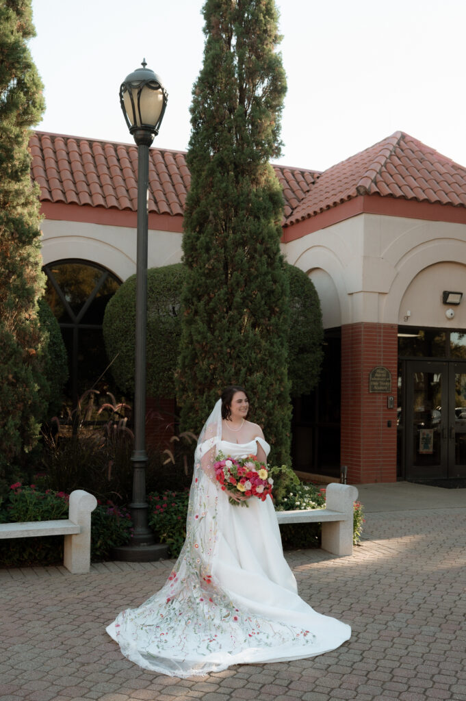 colorful fall wedding in Dallas, TX